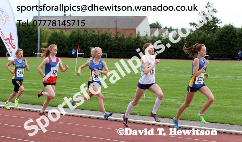 Under-17 womens 1500 metres, Northern Under-15 and under-17 Championships, Wigan. Photo: David T. Hewitson/Sports for All Pics